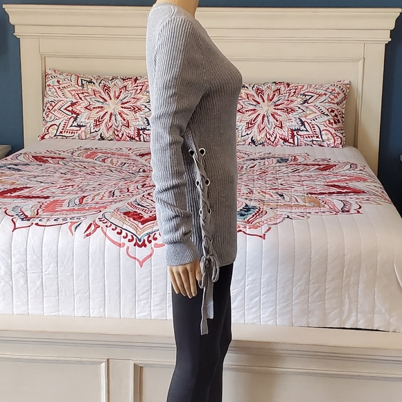 MICHAEL KORS Longsleeve Gray Sweater - Picture 11 of 15